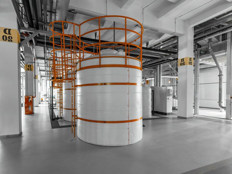 VKS Ingeniería Mecánica · Relaciones con instaladores autorizados de acuerdo con el reglamento aplicable correspondiente